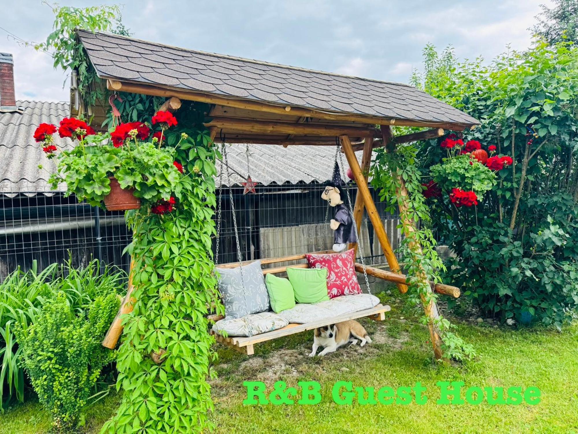 R&B Guest House 坎普朗莫道尼斯 外观 照片